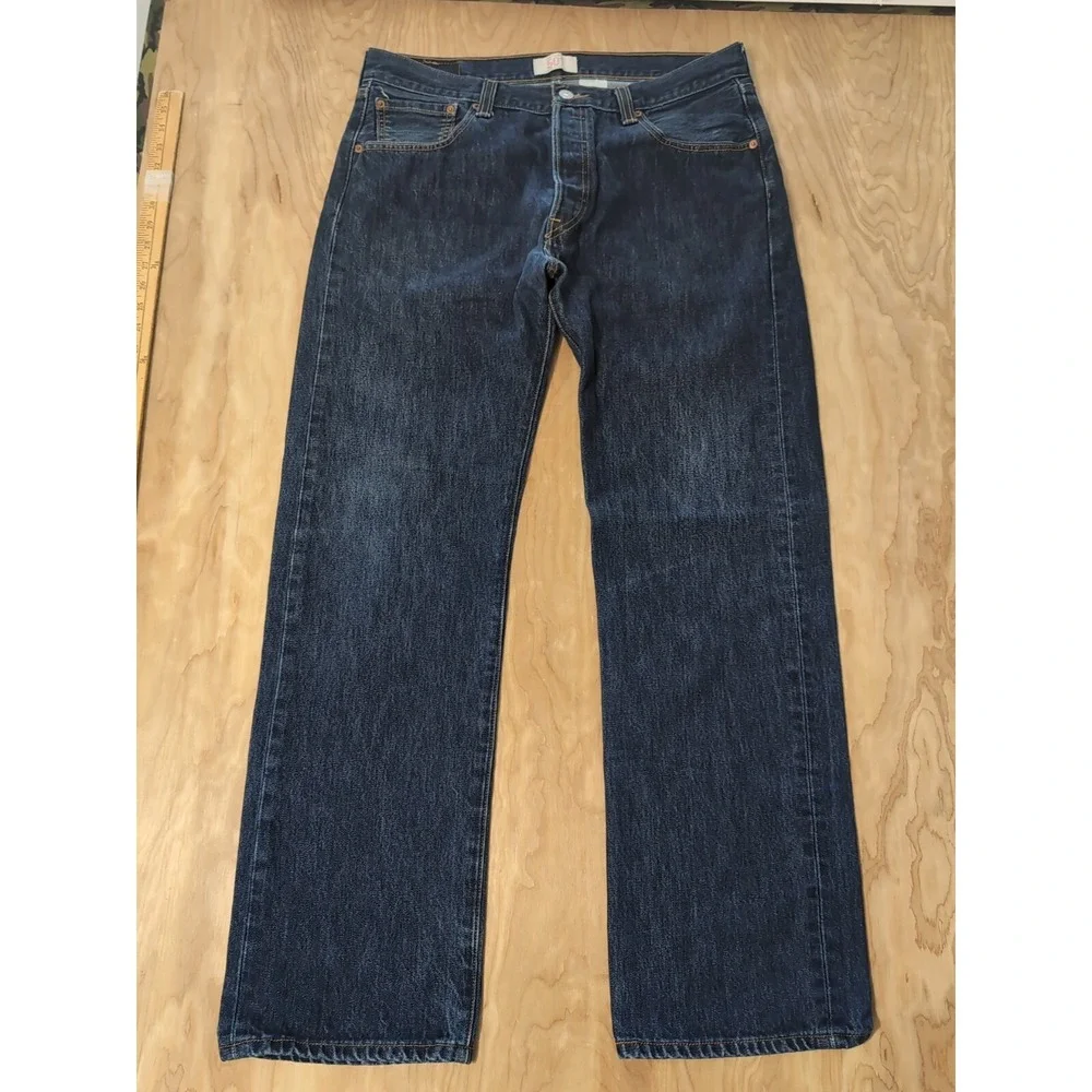 Levi's Men's 501 Original Fit Straight‎ Leg Button Fly Jeans 36x32 34x32